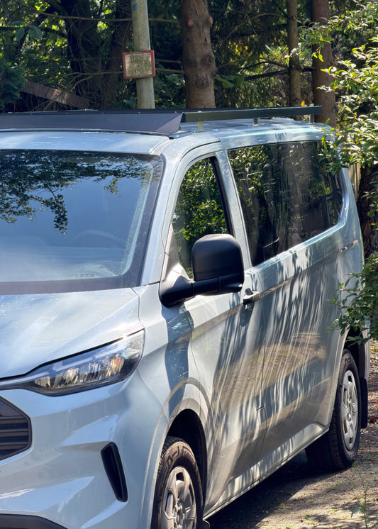 Ford Transit Custom Baujahr 2024 Dachträger mit Spoiler/Windabweiser rechte Seite